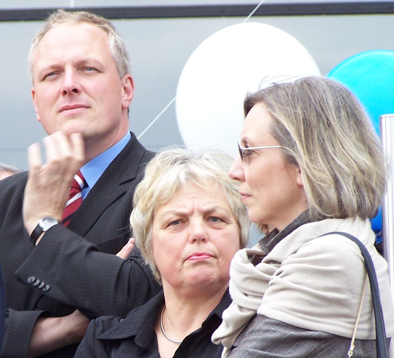 Mit dabei Ulich Kelber (SPD-MdB), Ruth Hieronymi (CDU-MdEP) und Petra Thorand (Hardtberger Bezirksbrgermeisterin)